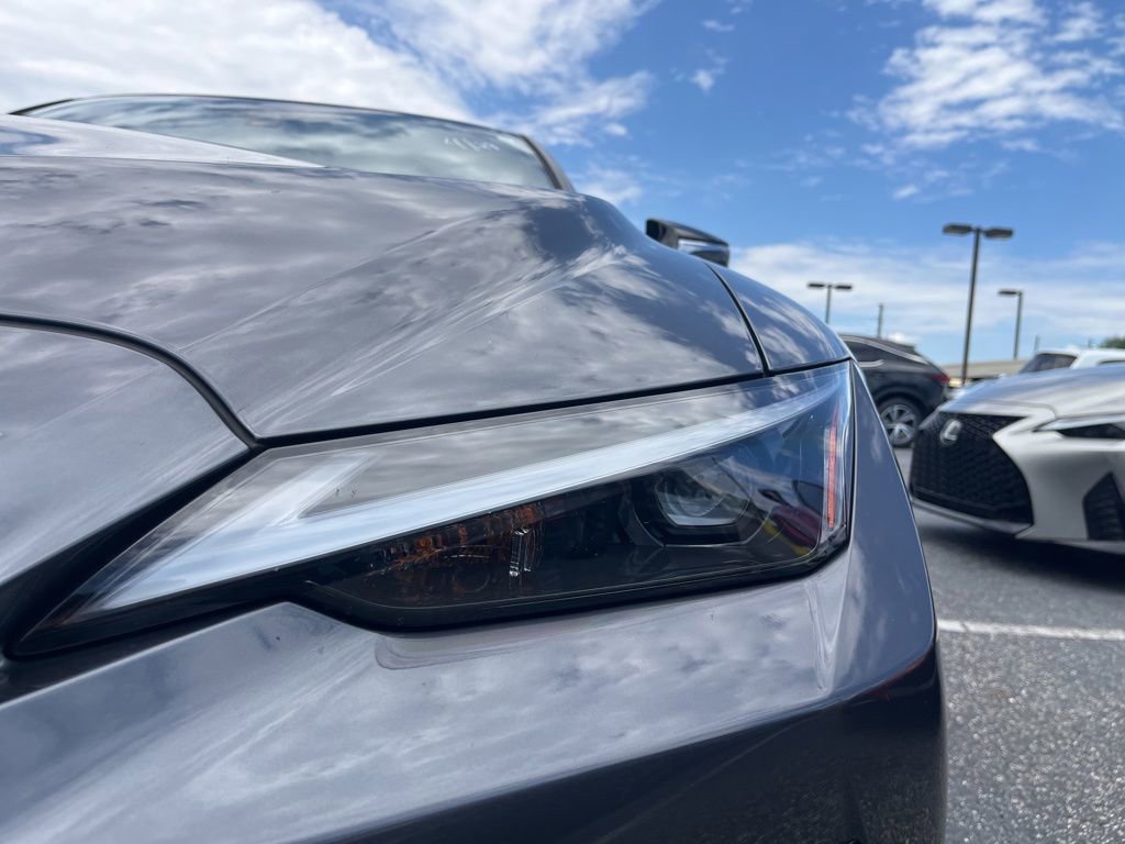 Used 2025 Lexus IS 350 F Sport w/ Accessory Package RWD image 14