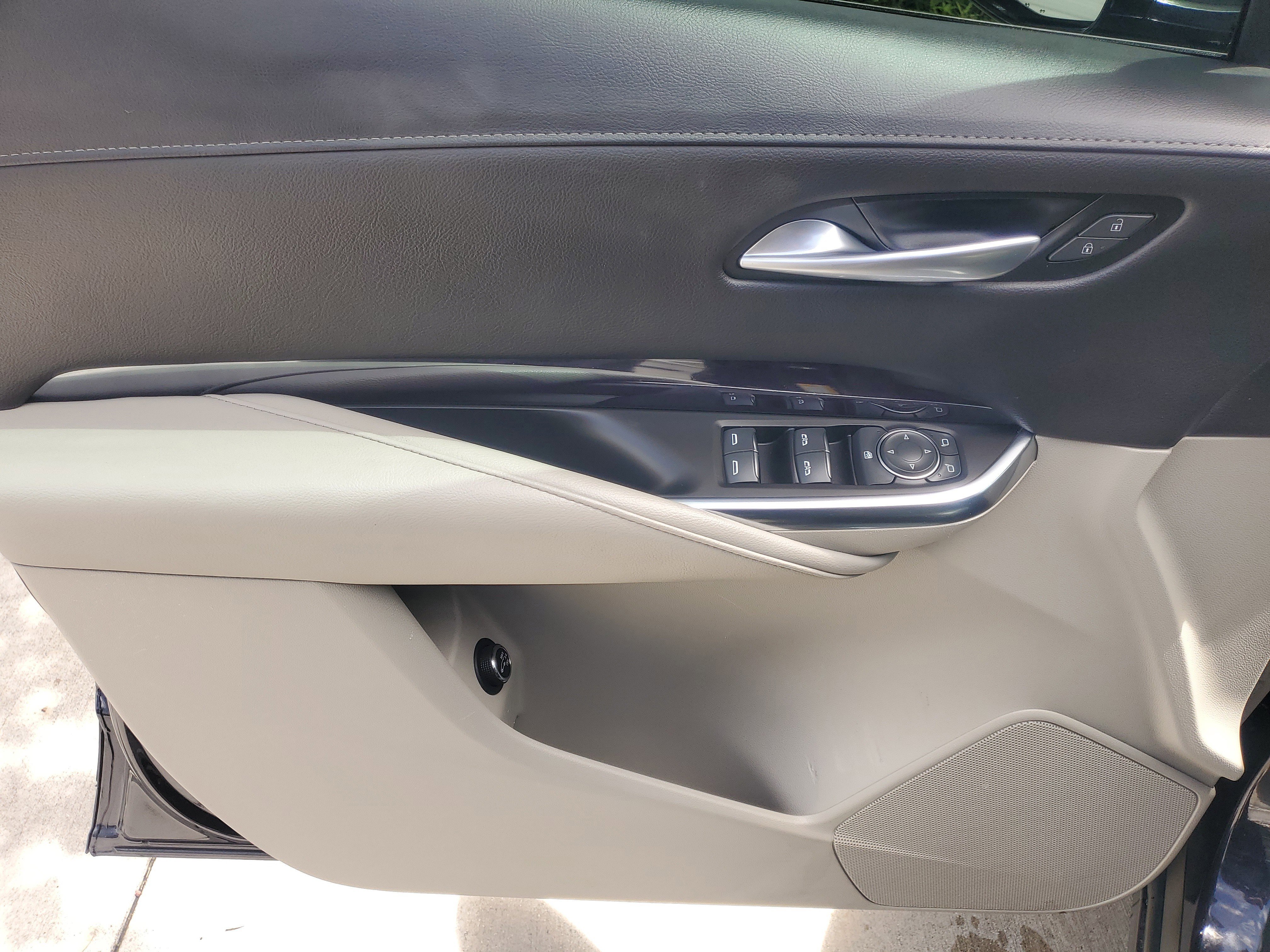 Used 2023 Cadillac XT4 Luxury FWD image 22