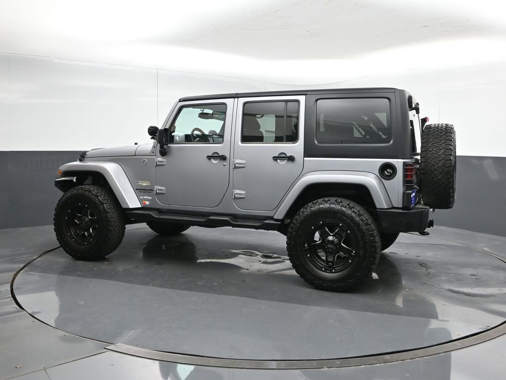 Used 2013 Jeep Wrangler Unlimited Sahara w/ Dual Top Group image 3