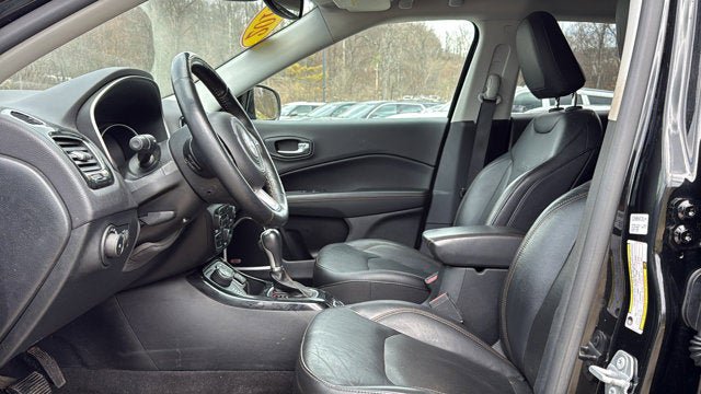 Used 2018 Jeep Compass Limited w/ Navigation Group image 13