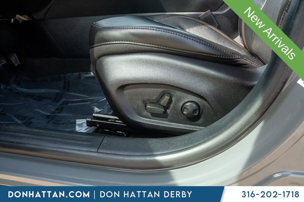 Used 2022 Jeep Compass Limited image 17