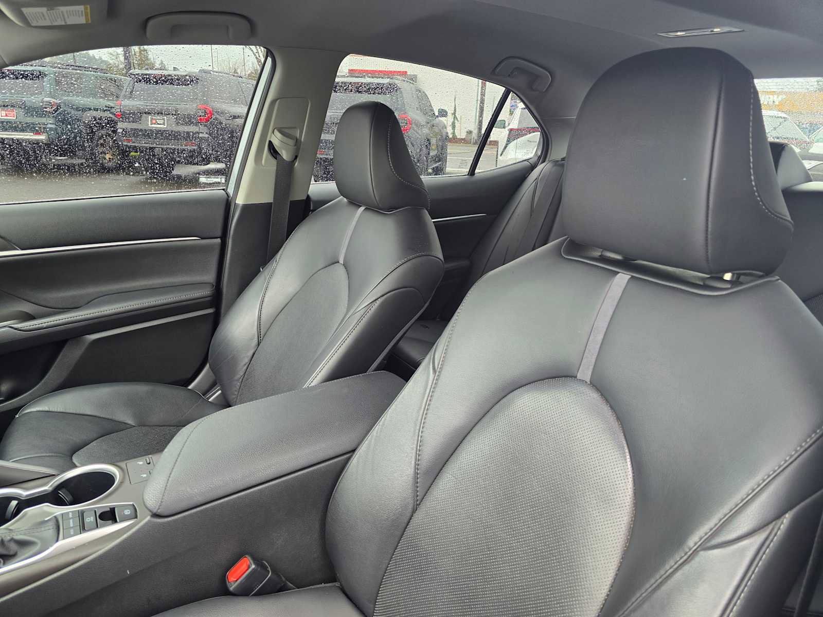 Used 2024 Toyota Camry XLE image 22