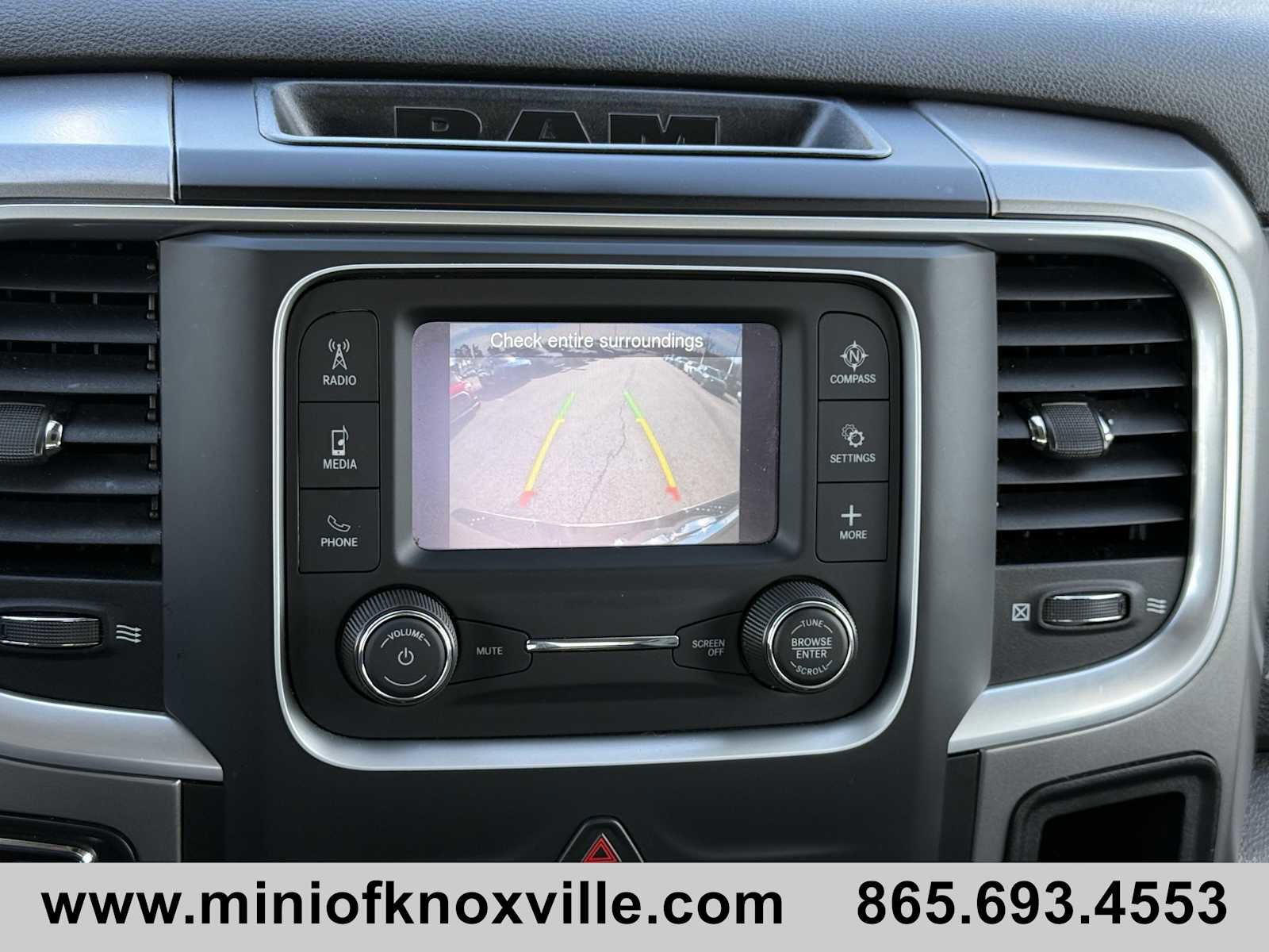 Used 2024 RAM 1500 Classic SLT image 28