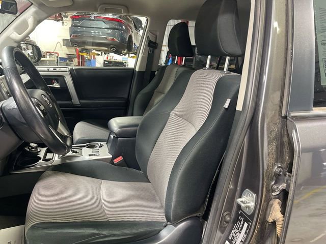 Used 2023 Toyota 4Runner SR5 AWD/4WD image 11