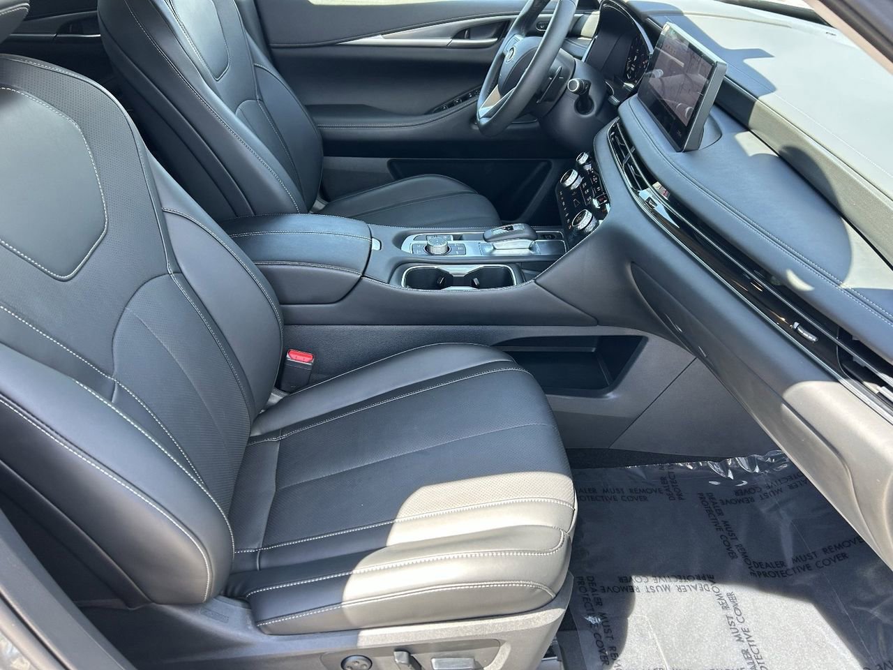 Certified 2026 INFINITI QX60 Pure w/ Cargo Package FWD image 10