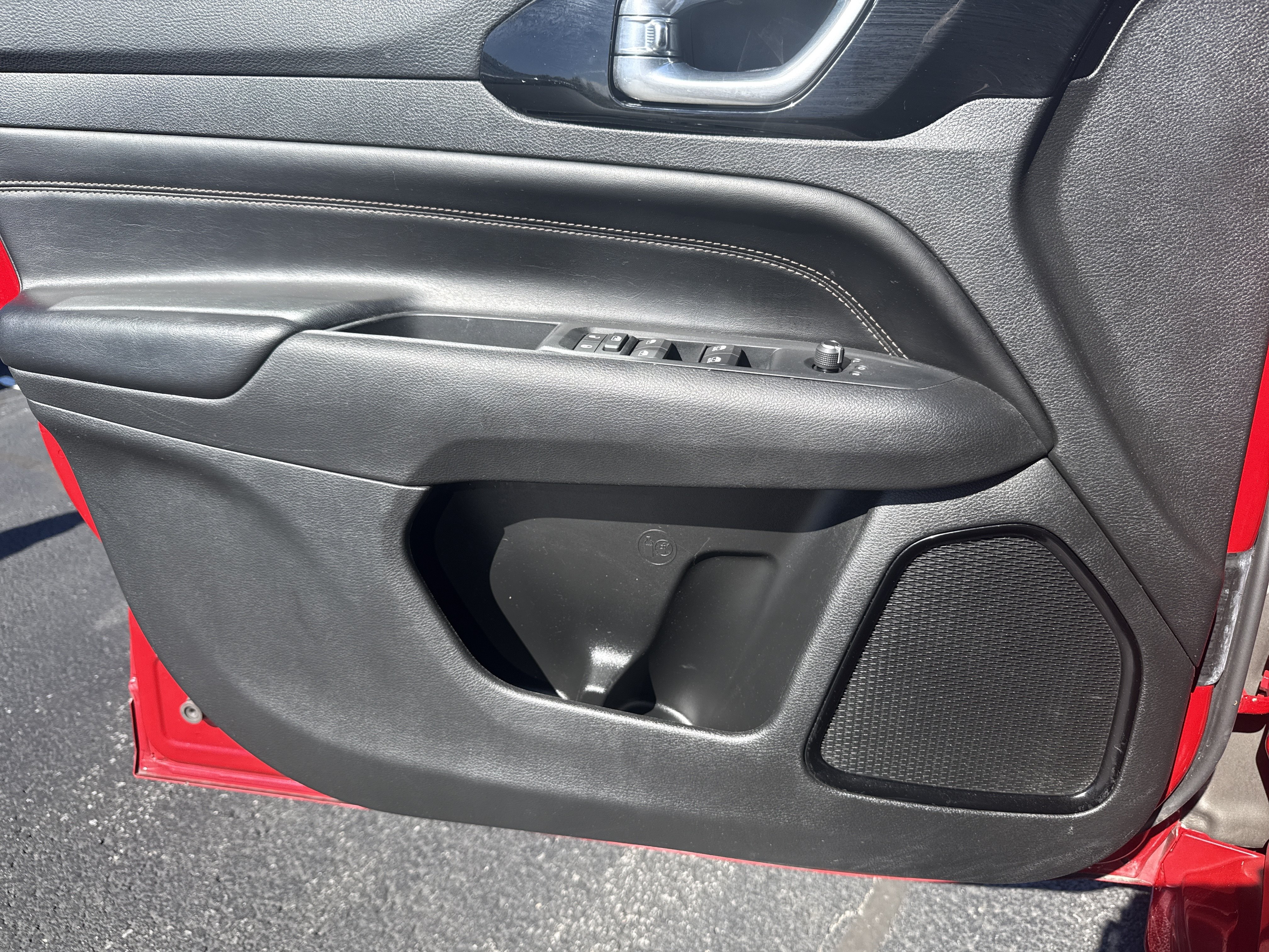 Used 2022 Jeep Compass Limited AWD/4WD image 19