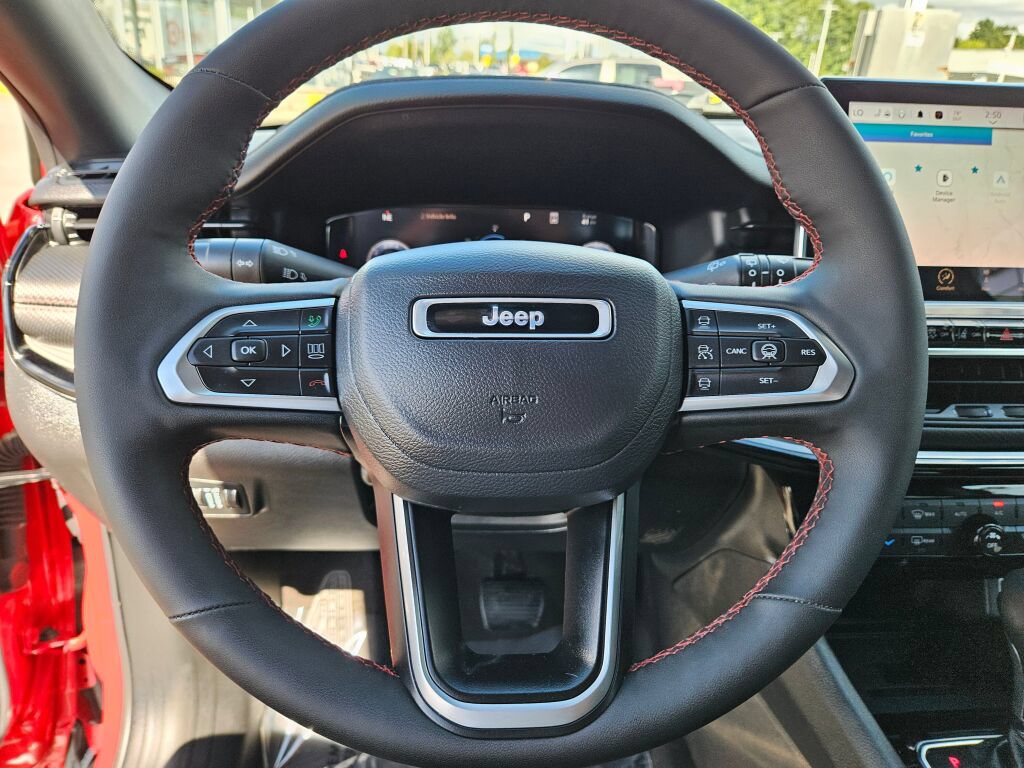 Used 2023 Jeep Compass Trailhawk w/ Trailhawk Elite Group AWD/4WD image 24