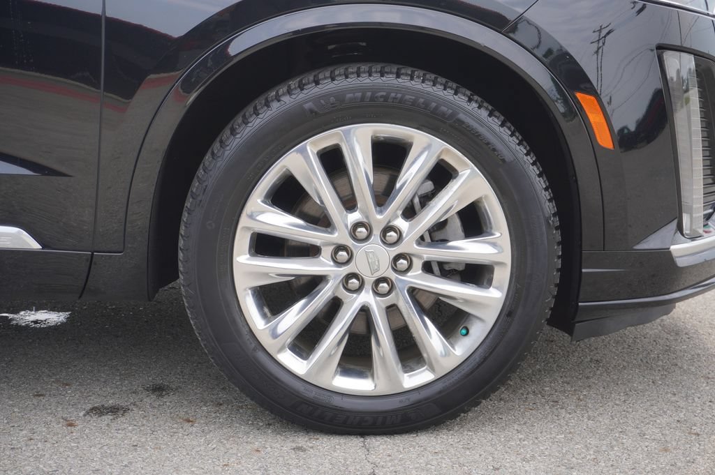 Used 2020 Cadillac XT6 Premium Luxury AWD/4WD image 13