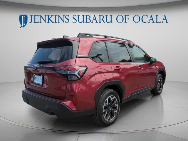 Used 2025 Subaru Forester Premium AWD/4WD image 3