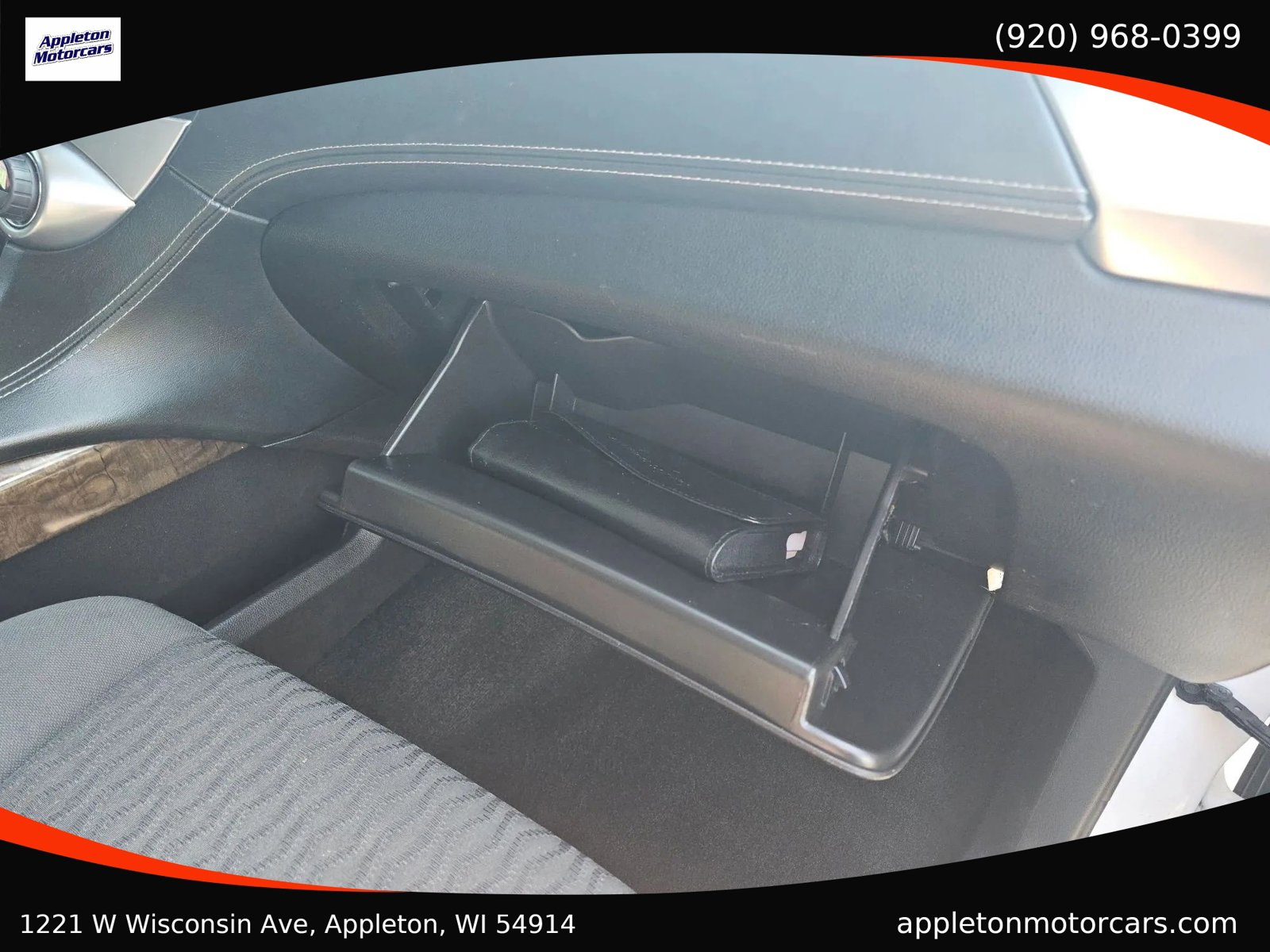 Used 2016 Chevrolet Tahoe LS w/ All-Season Package image 27