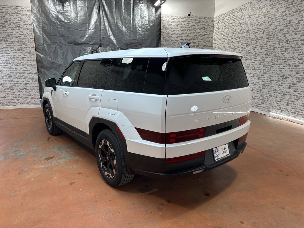 New 2026 Hyundai Santa Fe SE image 5