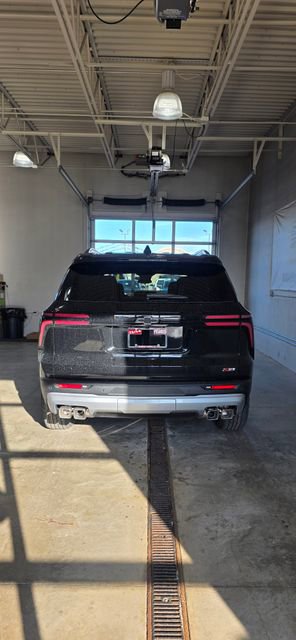 New 2026 Chevrolet Traverse Z71 image 4