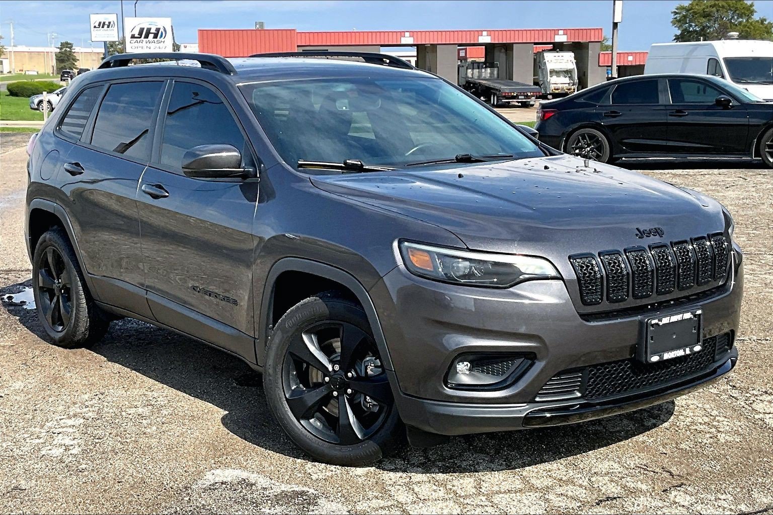Used 2019 Jeep Cherokee Latitude Plus FWD image 36
