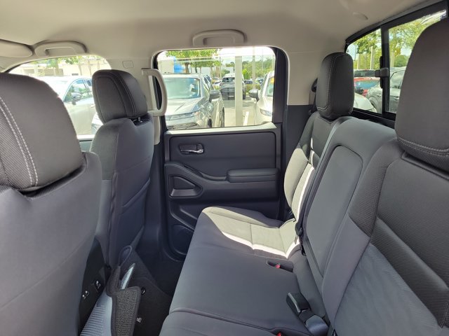 Used 2023 Nissan Frontier SV w/ SV Convenience Package RWD image 12
