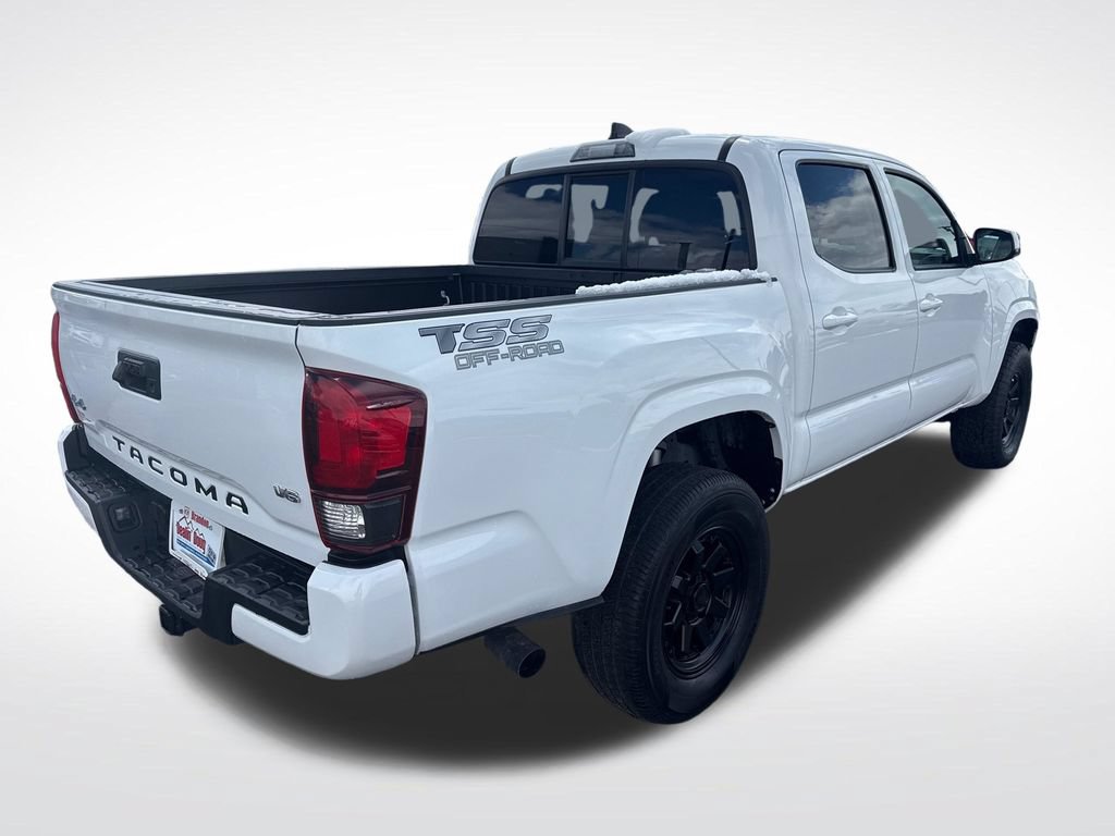 Used 2023 Toyota Tacoma SR AWD/4WD image 7