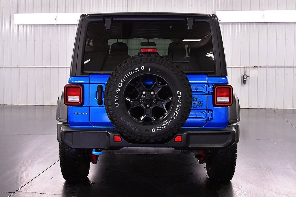 Used 2023 Jeep Wrangler Unlimited AWD/4WD image 6