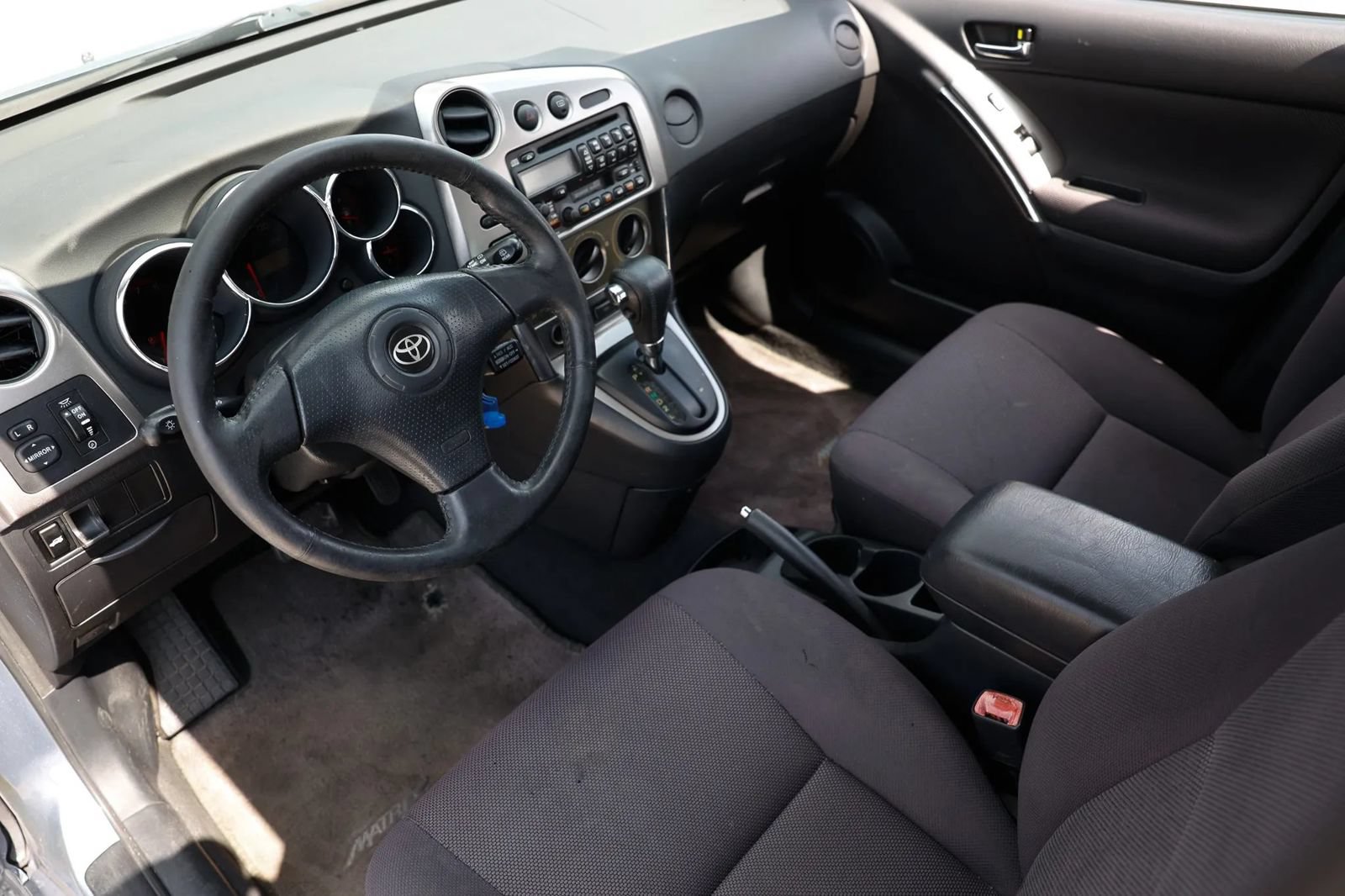 Used 2004 Toyota Matrix XR FWD image 16