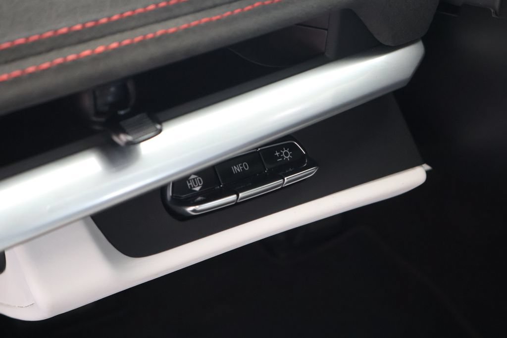 Used 2023 Chevrolet Corvette Stingray Premium Conv w/ Z51 Performance Package RWD image 25