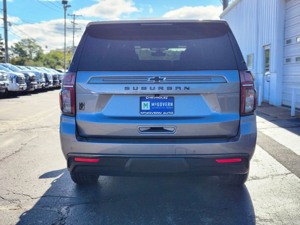 Used 2021 Chevrolet Suburban Z71 w/ Z71 Off-Road Package image 4