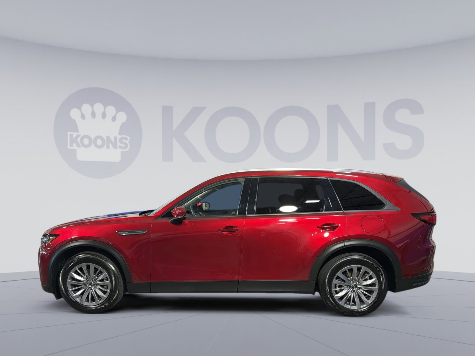 Used 2024 MAZDA CX-90 Plug-In Hybrid w/ Preferred AWD/4WD image 2