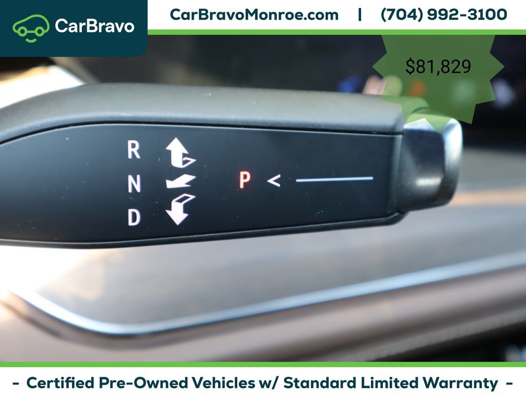 Certified 2025 Chevrolet Suburban High Country AWD/4WD image 37