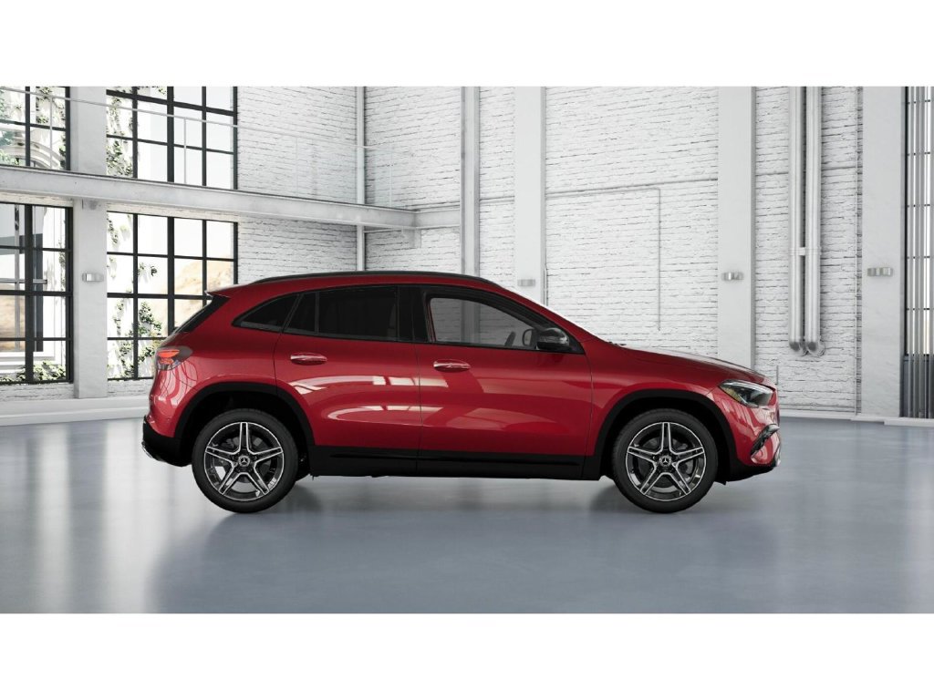Used 2026 Mercedes-Benz GLA 250 4MATIC image 2