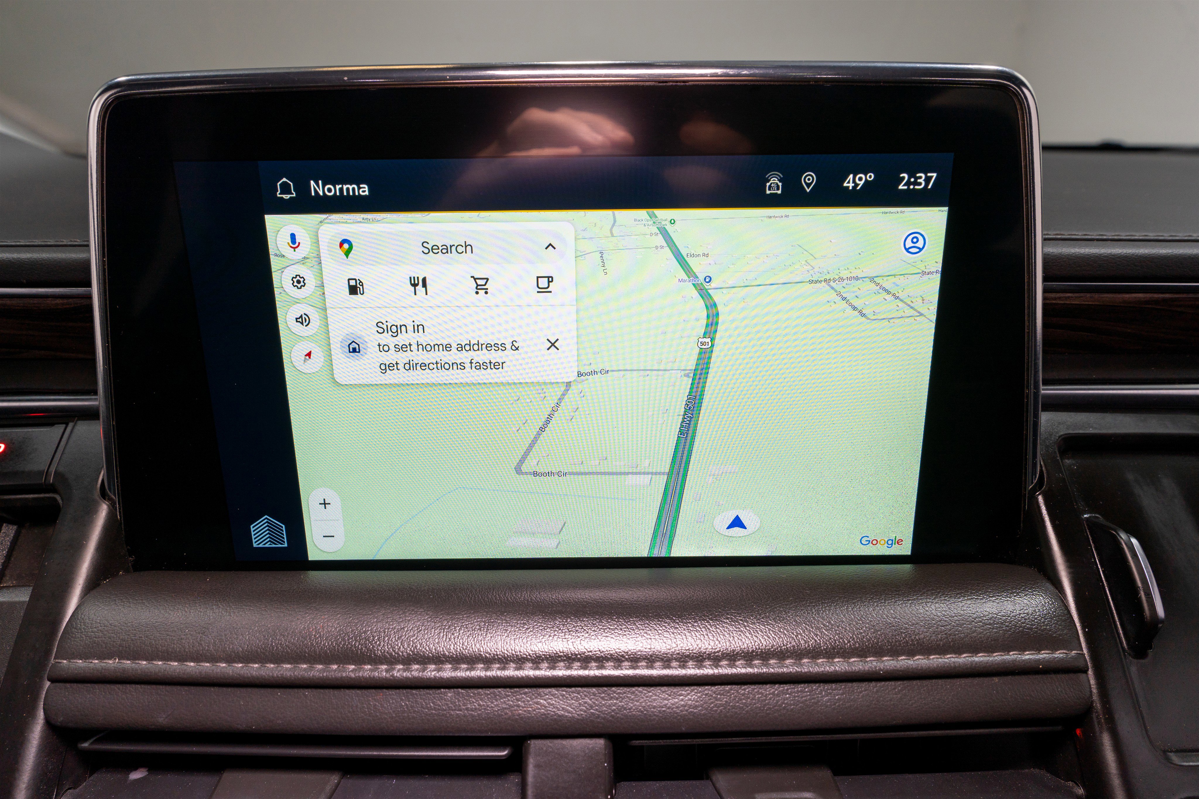 Used 2022 Chevrolet Tahoe LT w/ Luxury Package image 16