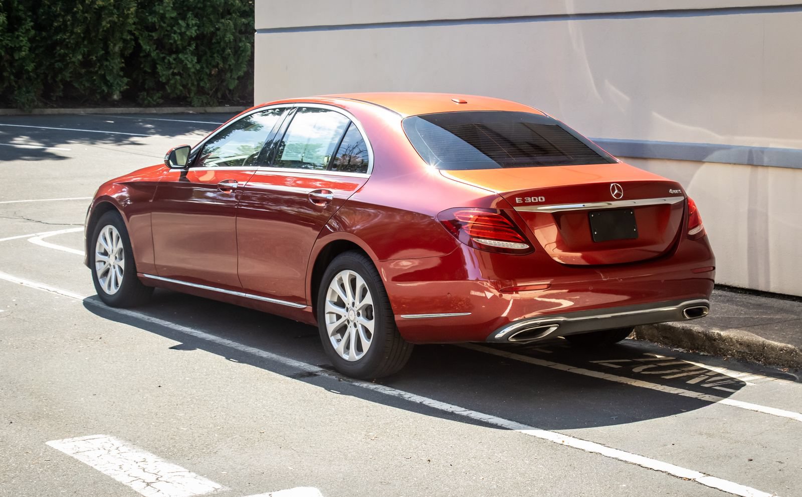 Used 2017 Mercedes-Benz E 300 4MATIC w/ Premium 1 Package image 5