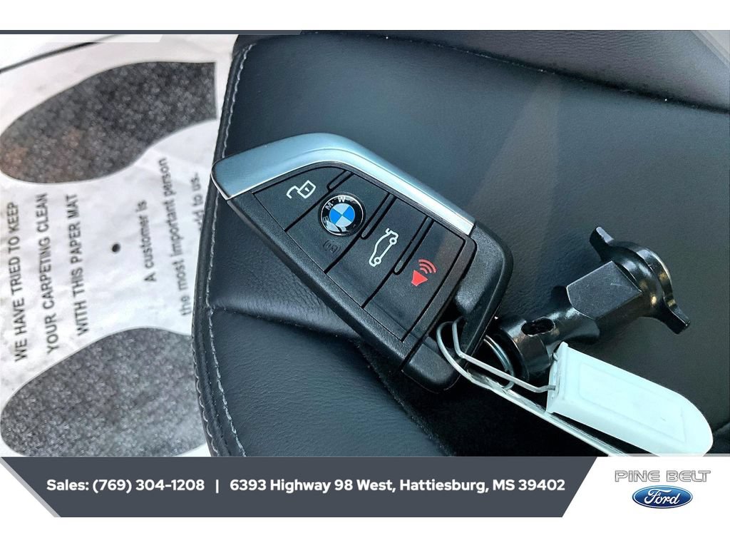 Used 2024 BMW M2 w/ Carbon Package RWD image 9