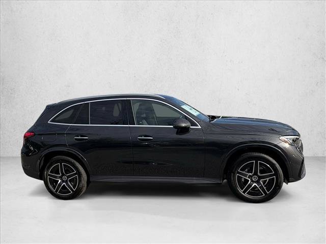 Used 2026 Mercedes-Benz GLC 350e 4MATIC image 4