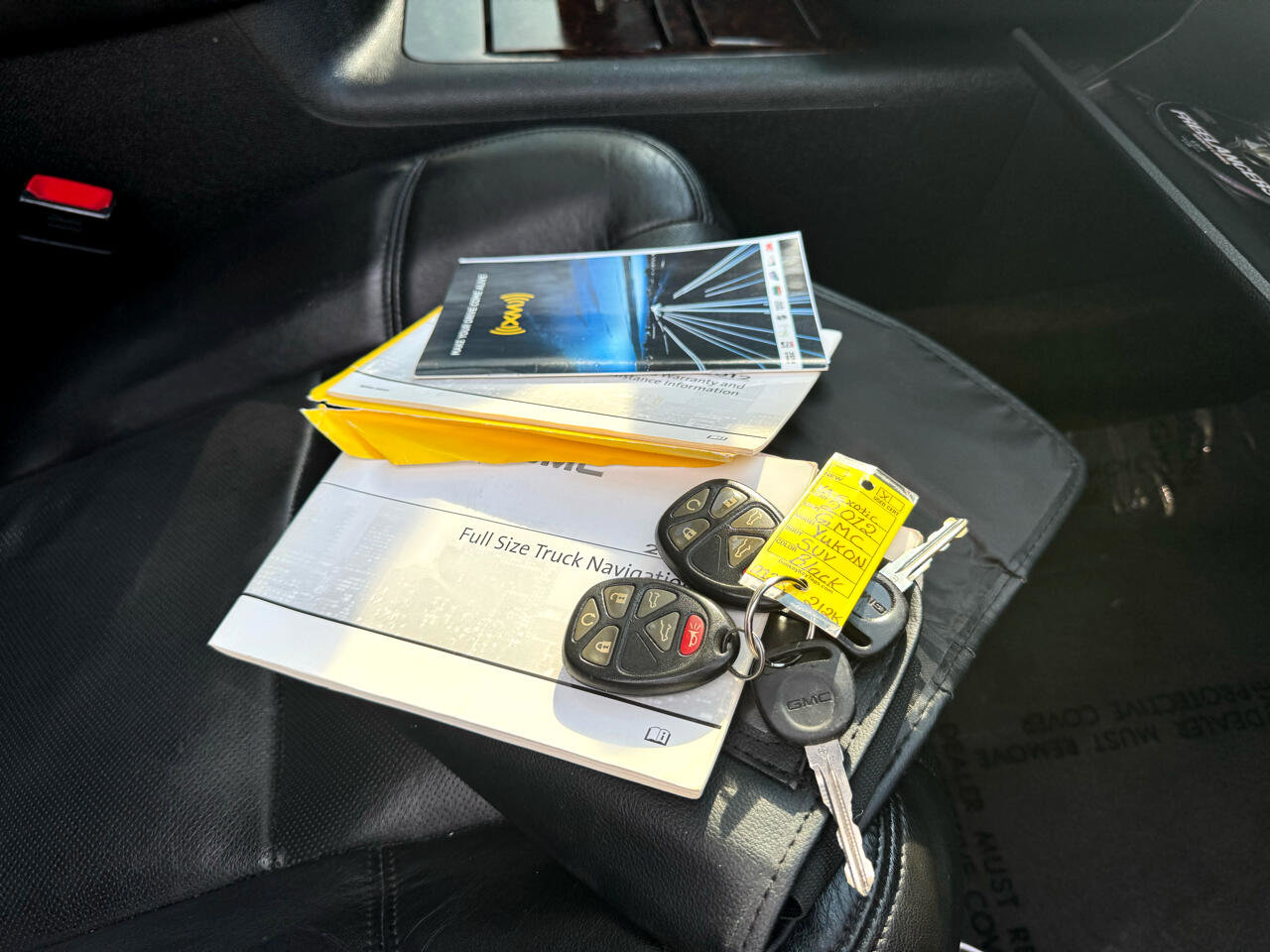 Used 2012 GMC Yukon Denali image 26