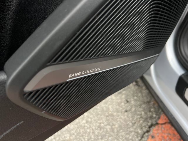 Used 2019 Audi Q5 Prestige w/ Prestige Package image 11