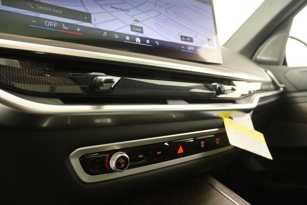 Used 2026 BMW X5 xDrive40i w/ M Sport Package image 20