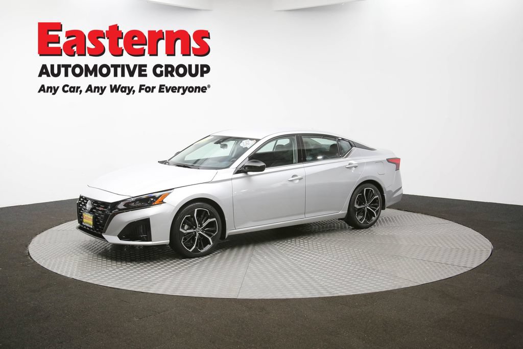 Used 2023 Nissan Altima 2.5 SR FWD image 53