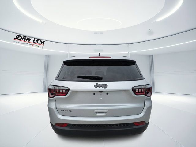 New 2026 Jeep Compass Latitude image 4