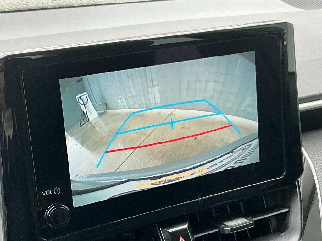 Used 2025 Toyota Corolla LE FWD image 25