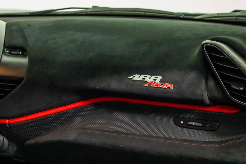 Used 2020 Ferrari 488 Pista Base image 58