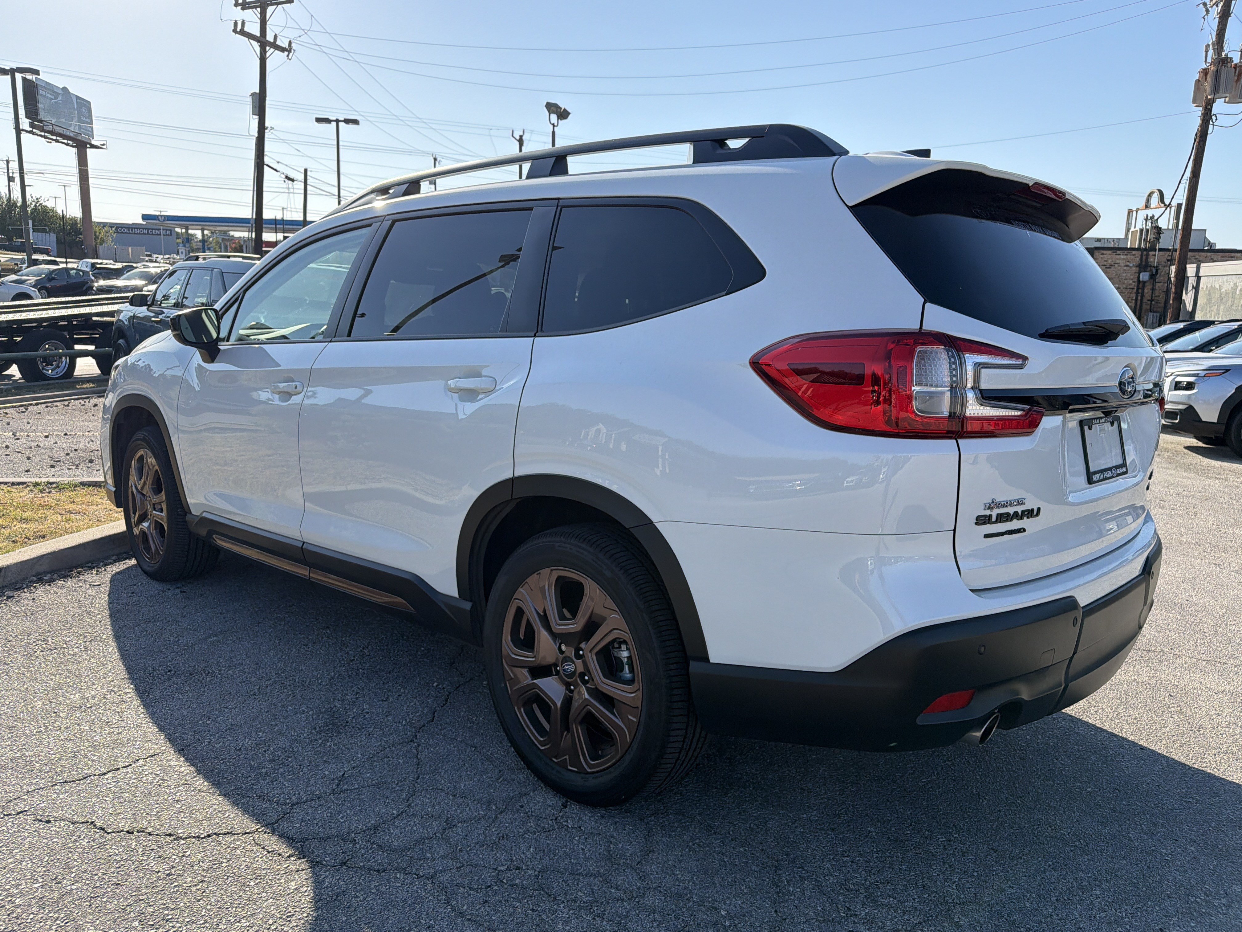 Certified 2026 Subaru Ascent Limited Bronze AWD/4WD image 5