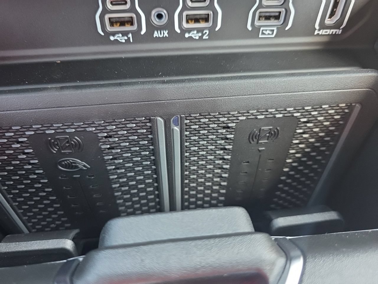 New 2026 RAM 1500 Laramie w/ Night Edition AWD/4WD image 37