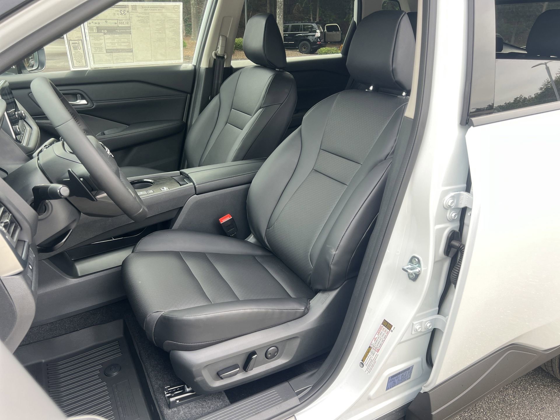 New 2026 Nissan Rogue SV FWD image 15