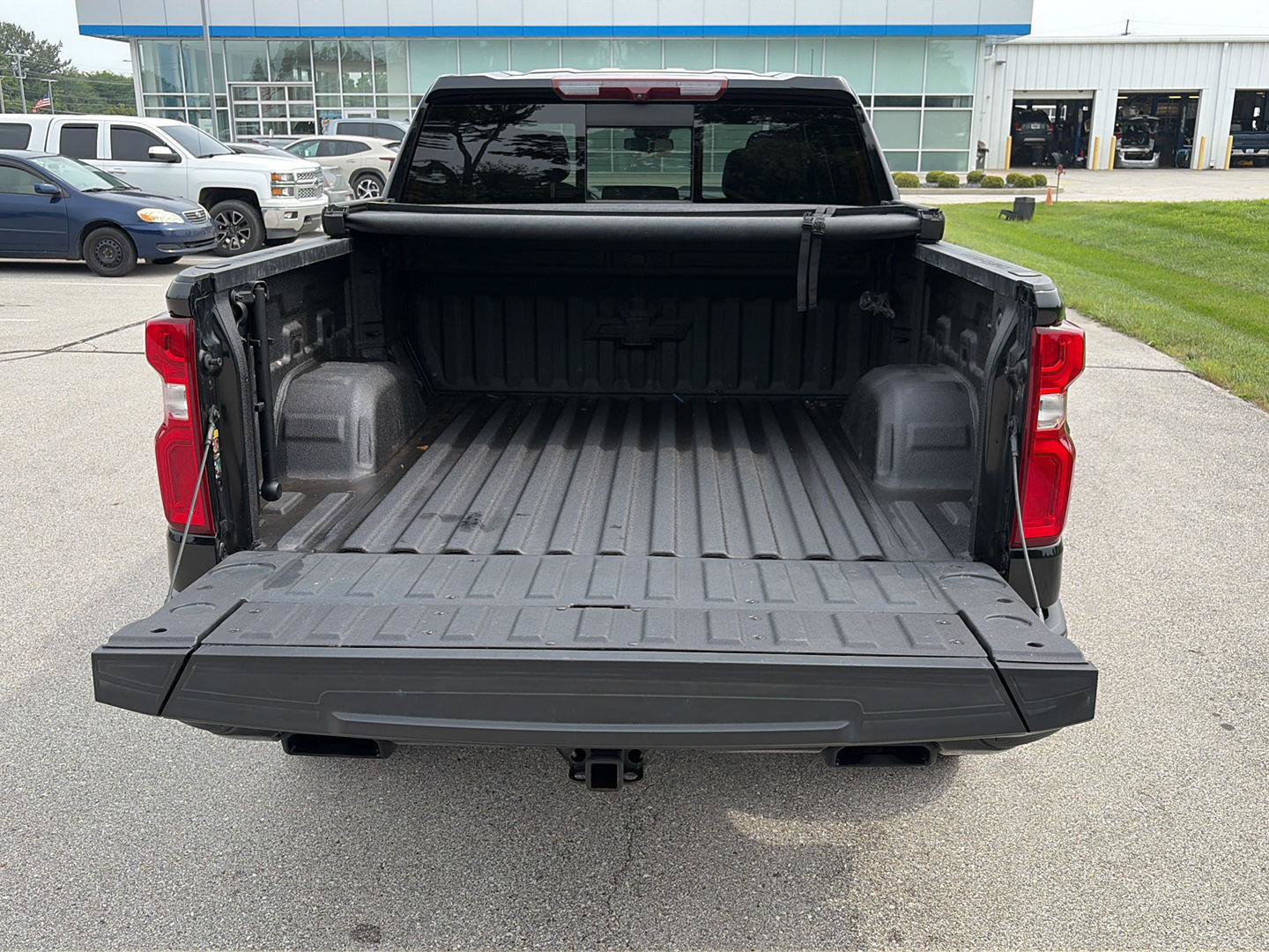 Used 2022 Chevrolet Silverado 1500 LT Trail Boss w/ LT Trail Boss Premium Package AWD/4WD image 14