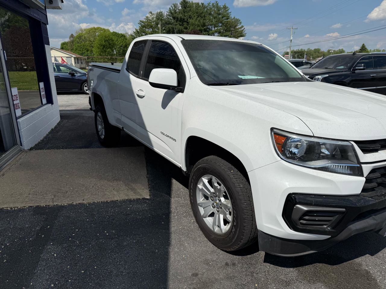 Used 2022 Chevrolet Colorado LT w/ Fleet Safety Package AWD/4WD image 5
