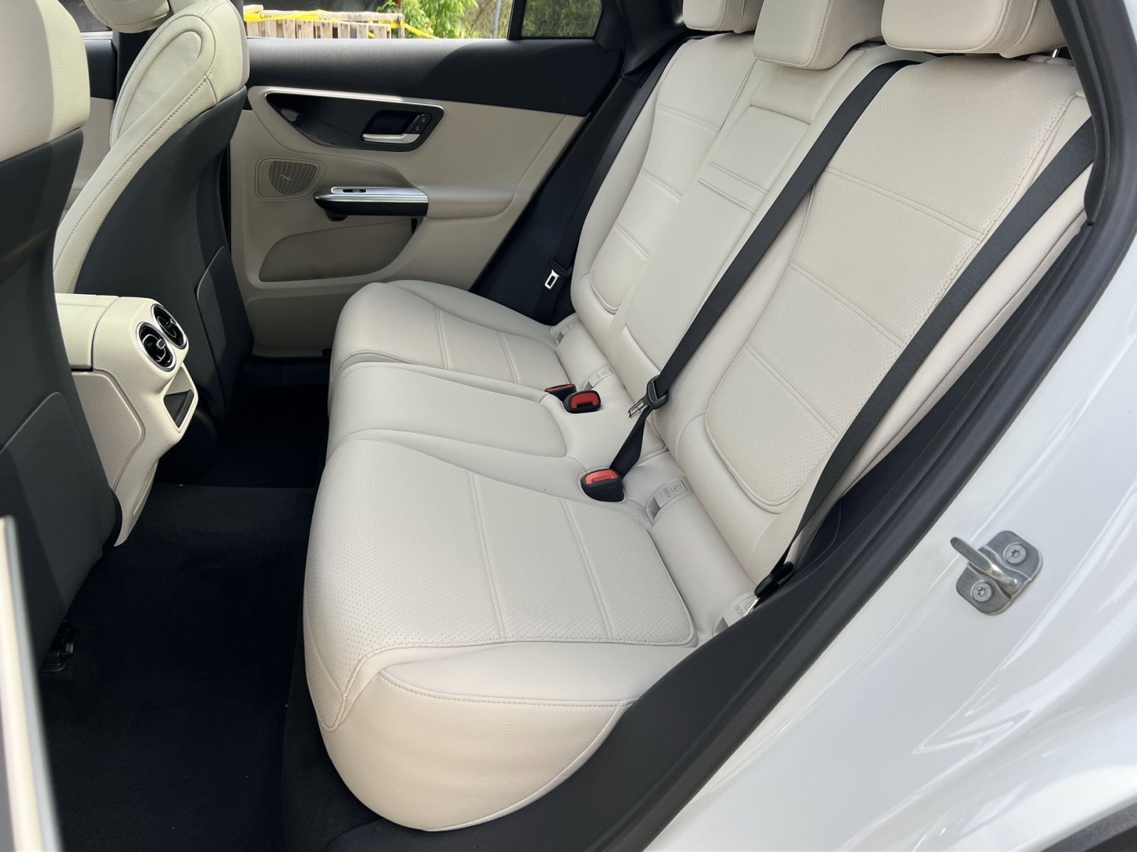 New 2026 Mercedes-Benz GLC 300 4MATIC image 30