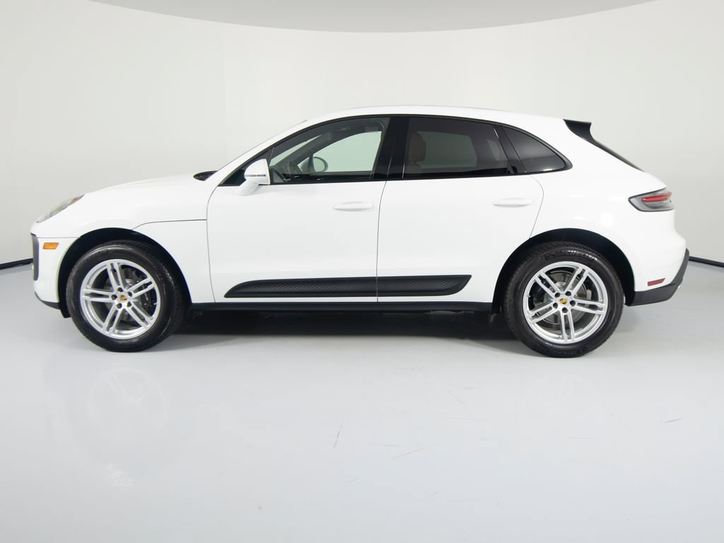 New 2026 Porsche Macan AWD/4WD image 2