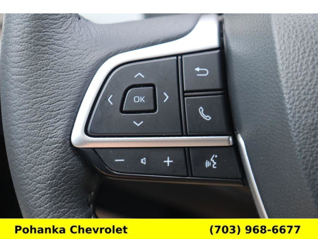 Used 2025 Toyota Sienna XLE w/ XLE Plus Package AWD/4WD image 13