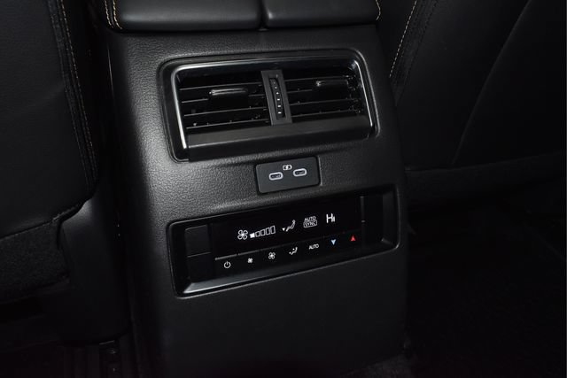 Used 2025 MAZDA CX-90 3.3 Turbo w/ Preferred Package AWD/4WD image 31