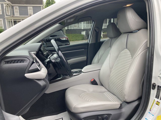 Used 2022 Toyota Camry SE w/ Cold Weather Package AWD/4WD image 24