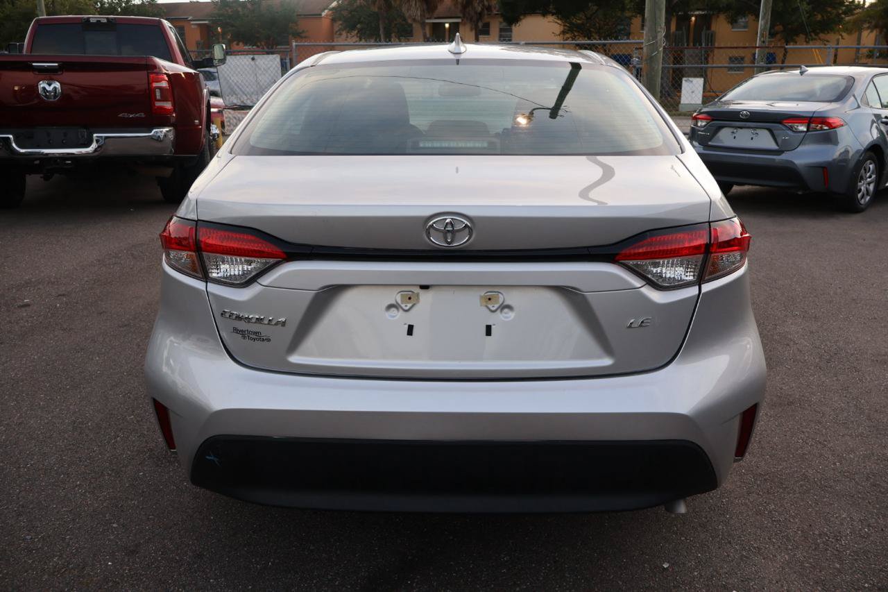 Used 2026 Toyota Corolla LE FWD image 6