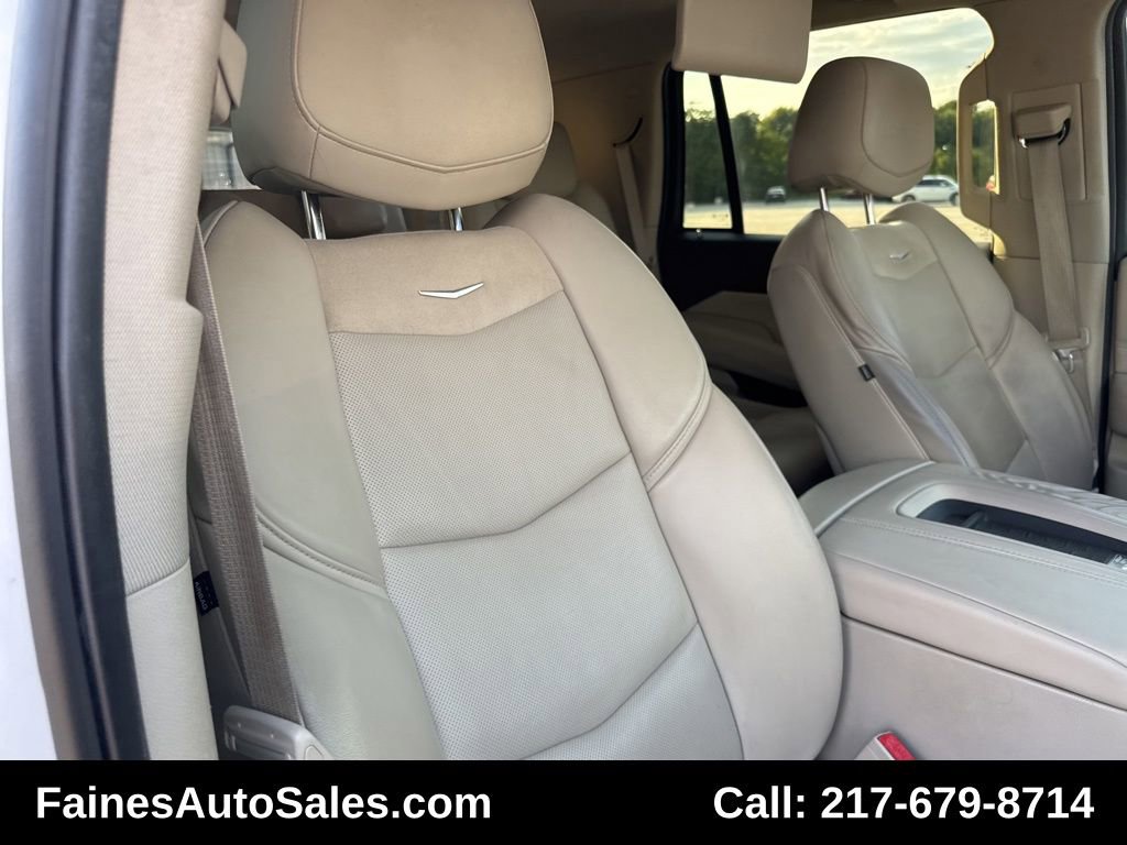 Used 2016 Cadillac Escalade Luxury image 96