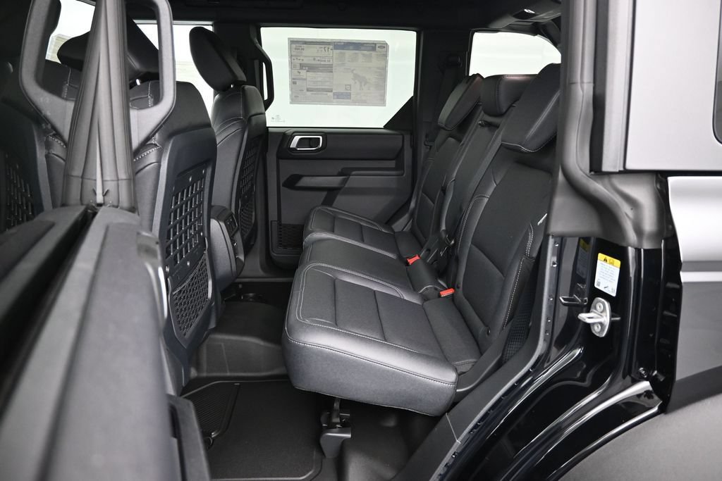 New 2026 Ford Bronco Badlands AWD/4WD image 9